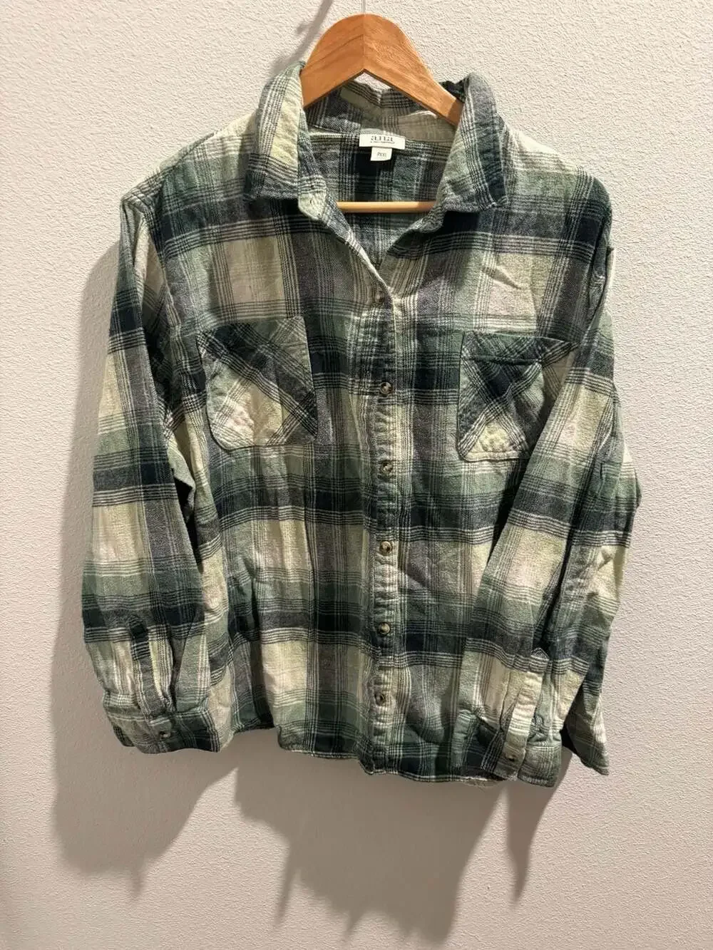 a.n.a a new approach Green Plaid Flannel Button Down Shirt Size PXXL - Picture 1 of 3